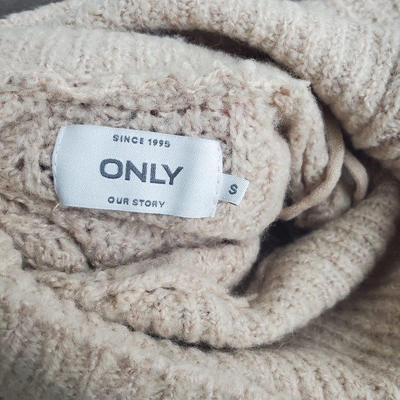 WNOT Rolled High Neck Sweater Dress - Picture 7 of 9